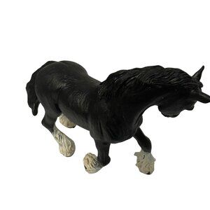 Papo Black White Horse Figurine 1406 Shire 2011 Papo Black  White Horse Figurine